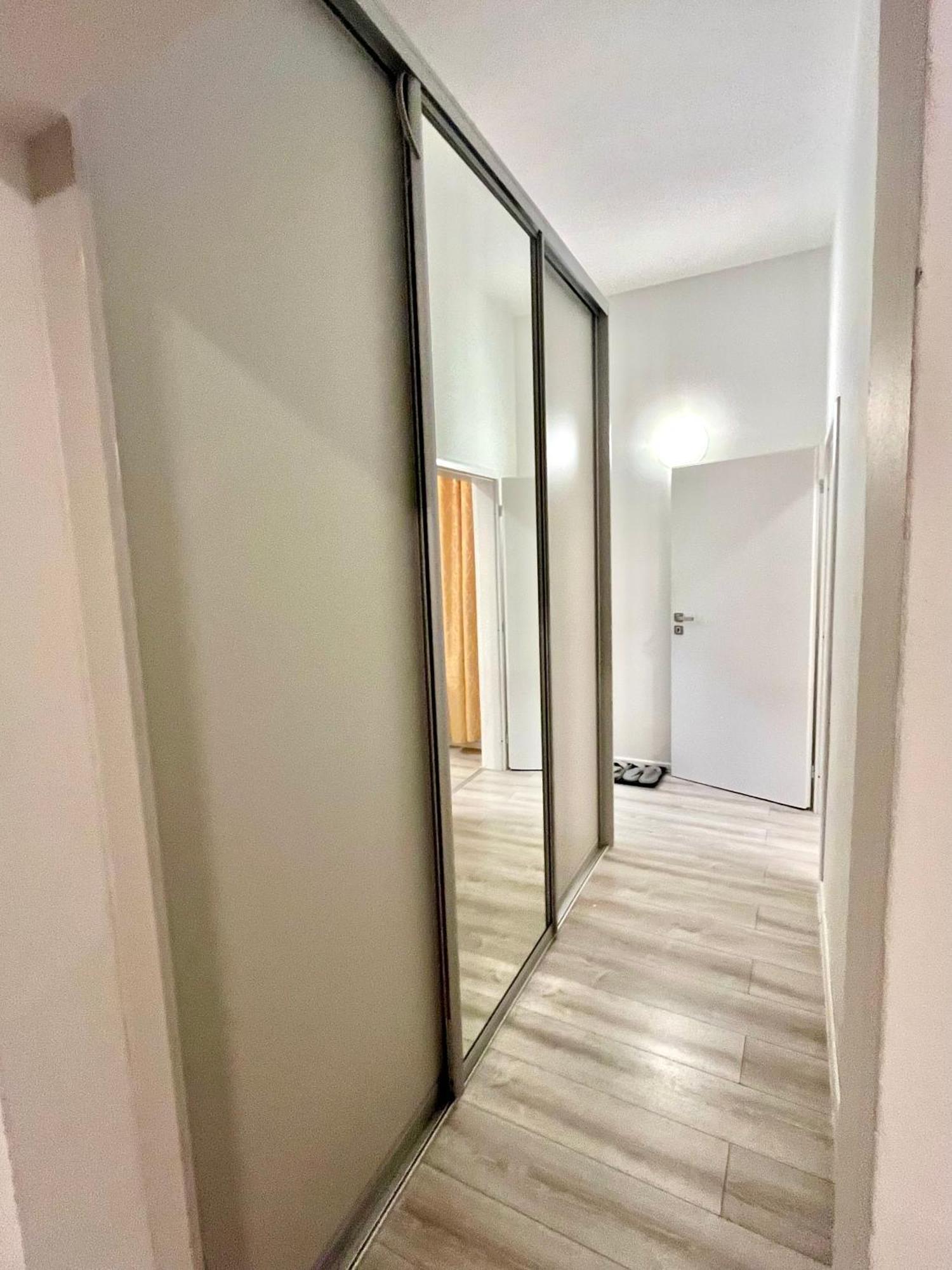 Apartment Robin - Old Town Братислава Экстерьер фото